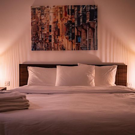 Designer 3 Bedroom And 3 Bathroom Apartment In Swatar Birkirkara Eksteriør billede